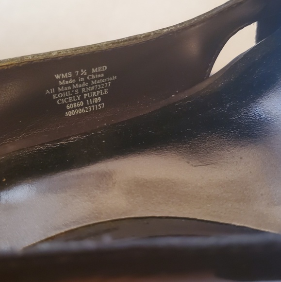 Simply Vera | Vera Wang purple open-toe slingbacks - Picture 4 of 4